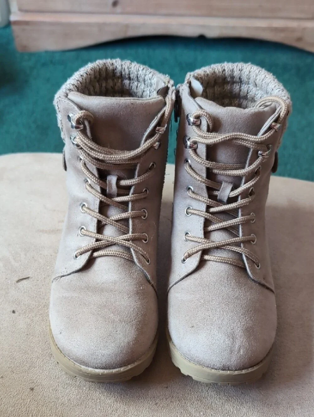 Girl's Taupe Knit-Cuff Lace-Up Boots